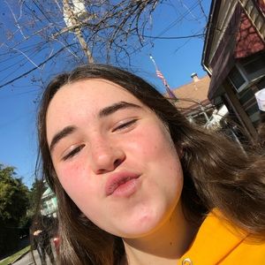 Meet your Posher, Anna